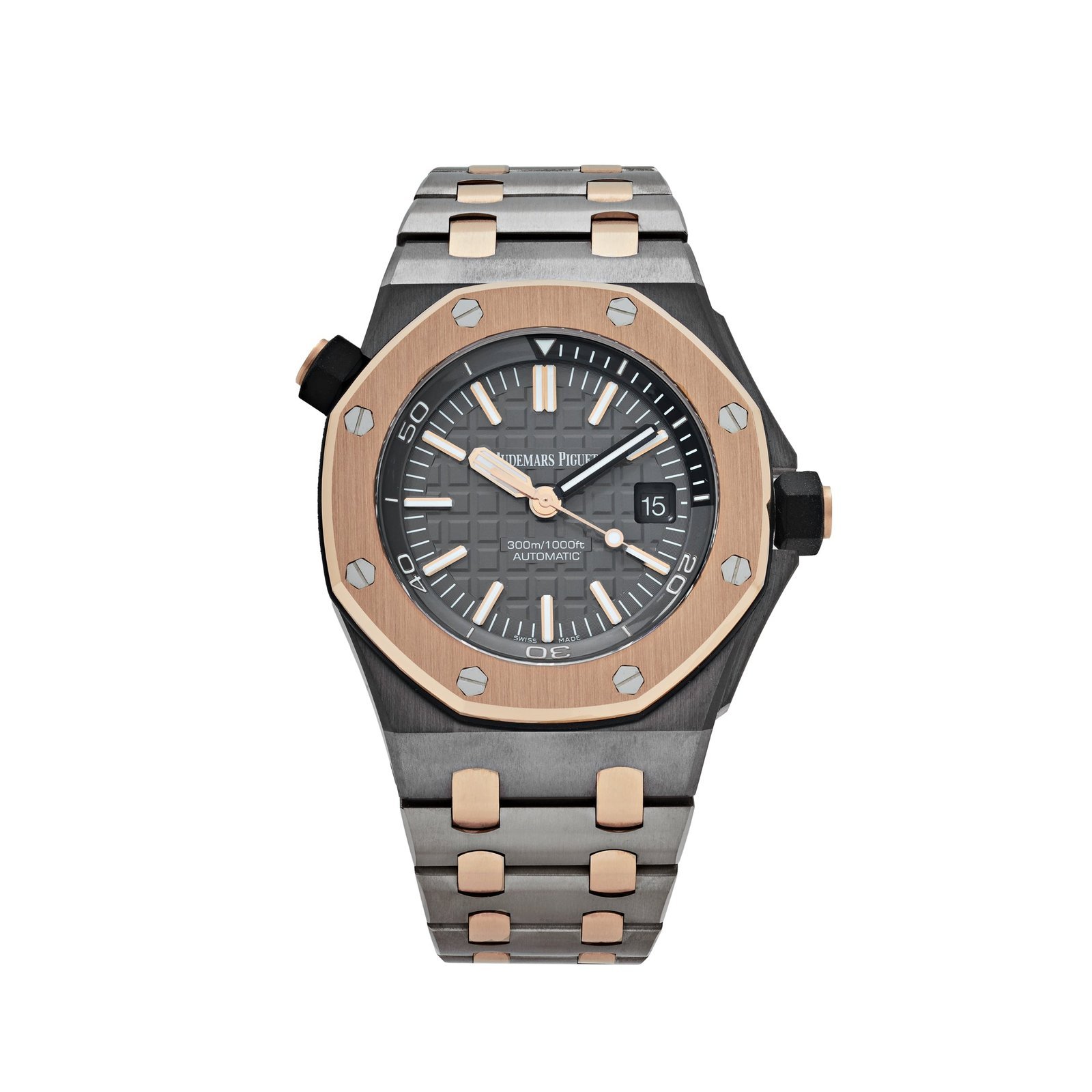 AudemarsPiguetRoyalOakOffshoreDiver15709TR.OO_.A005CR.01_QEIICup_LimitedEdition150PiecesTantalumRoseGold42mm_01.jpg